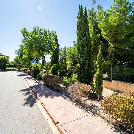 Golf Retreat W/mountain Views, Pool & Access